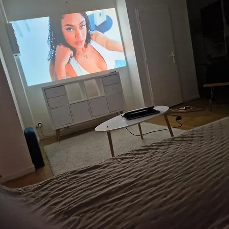 Oda ve Kahvaltı Victoire Bordeaux