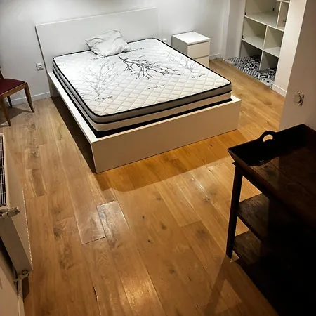 Victoire Bed & Breakfast 3*