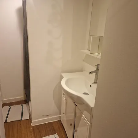 住宿加早餐酒店 Appartement Ou Chambre Collocation - Quartier Saint-Genes - Sainte Catherine 3*